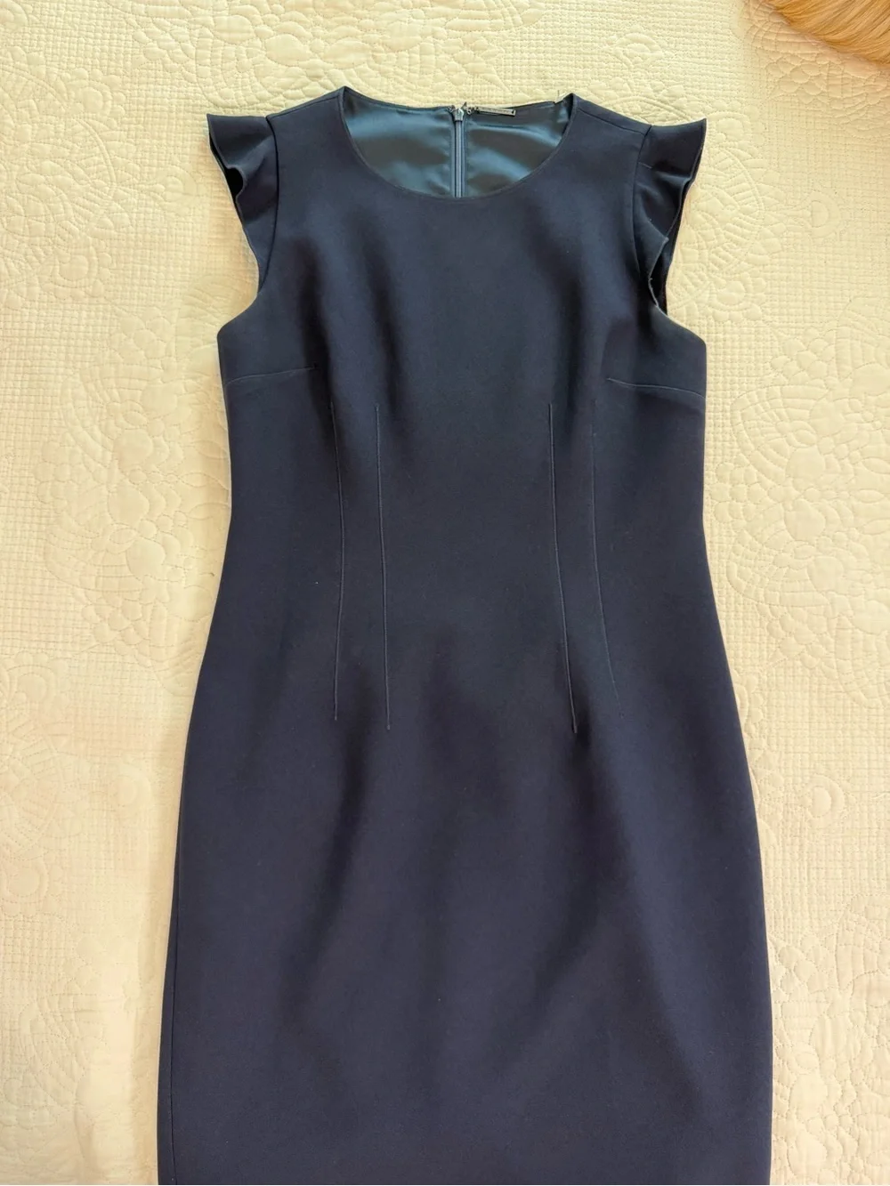 Elie Tahari Navy Cap- Flutter Sleeve Midi Sheath Dress ~8 - Picture 9 of 13
